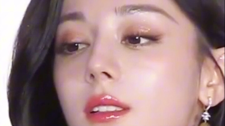 Dilireba's appearance is too suitable for face-to-face