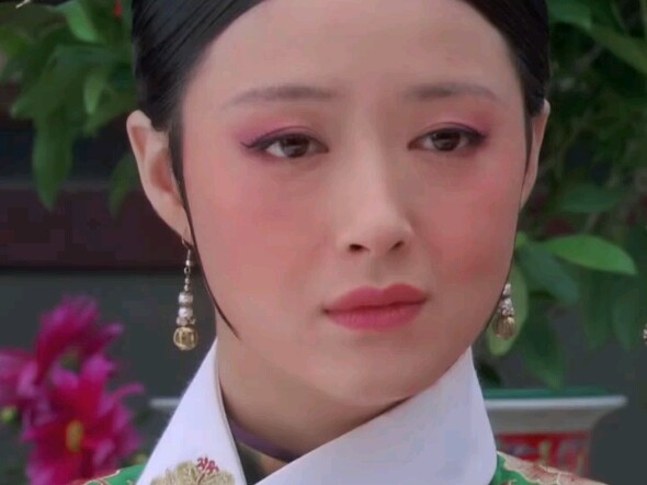 Hua Fei licked her lips and was poisoned to death by herself