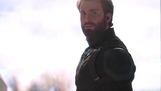 Black Panther: Lấy cho gã đó một tấm khiên! Captain America: Vậy thì tôi sẽ chơi!