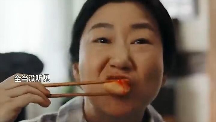 笑不活了，妈妈用魔法打败魔法，帮助四肢瘫痪的儿子利用干饭欲成功击退病魔