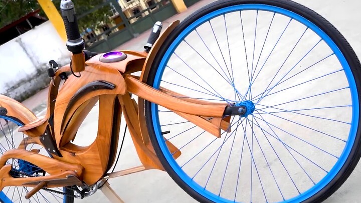 Make a super cool blue chariot in 3 days! Can you believe it was made from a scrapped bike?