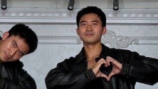 Dua versi Yudas dalam bingkai yang sama, yang mana yang Anda pilih?