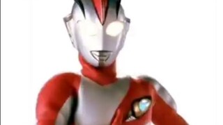 Nếu phần bạc được coi là da và các màu khác là quần áo, thì Ultraman nào trông se khít nhất?