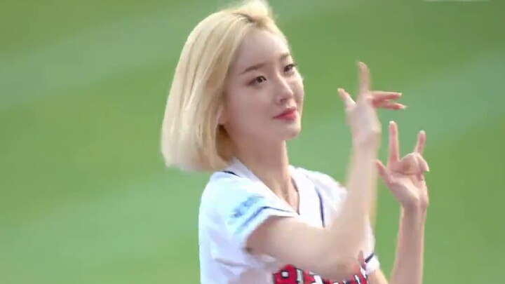 Doosan Bears Seo Hyun-sook Cheerleader - TOMBOY
