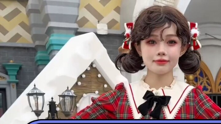 Xi'an Amusement Park human puppet mechanical dance Barbie plays puppet to entertain children