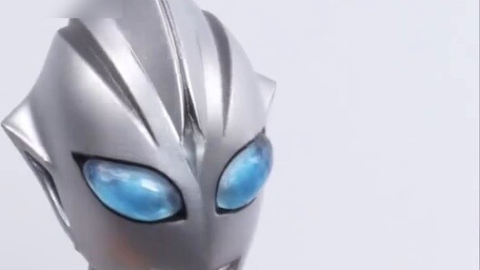 Khuôn mặt này có khác với ảnh chính thức không? Điêu khắc xương thật Evil Ultraman Tiga SHF