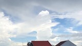 đám mây hình con cu 👀