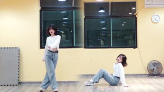 Aku Menyebut Tarian Ini [Rolling Around] Dance - Senorita Versi Lisa!