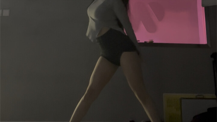 How many bullfrogs should I eat to gain five pounds in a week to have thighs like this/high heels ch