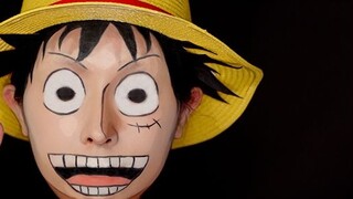 Luffy |. Seorang bibi tua yang belum pernah menonton "One Piece" mengubah dirinya menjadi Luffy untu