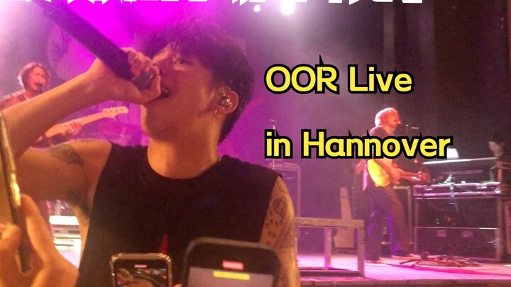Vlog31 | A super close look at the ONE OK ROCK scene! I'm so stupid, can I see this?
