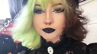 😚