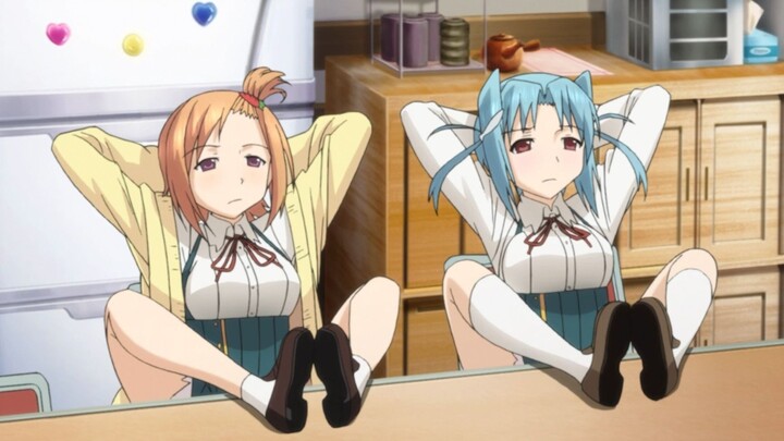 This posture? ? Those weird behaviors in anime....