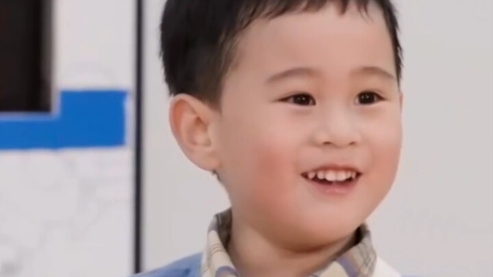 ฉันชอบมันมาก ฉันรักเจ้าหนูน้อยคนนี้ที่ไร้ความฉุนเฉียว! มาริโอ
