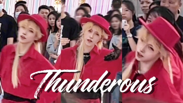 ไม่ใช่ทุกคนที่สามารถควบคุมผมบลอนด์ยาวของ Li Yongfu ได้ ~ Thunderous Roadshow ตำแหน่งของ Li Yongfu