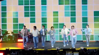 221015 방탄소년단 BTS _Dynamite + 작은 것들을 위한 시 (Boy With Luv)_ 4K 60p 'Yet To Come in