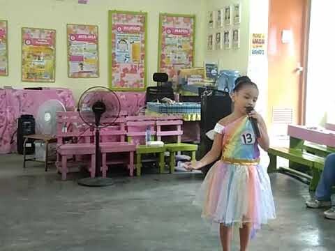 kinder  vocal solo performance  song by lea salonga /lipad  you did it proud of you. 😍💜