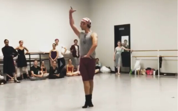 [บัลเล่ต์] [อาจารย์ใหญ่ชาวจีนโพ้นทะเล] Liang Zecheng แห่ง Pennsylvania Ballet สหรัฐอเมริกา