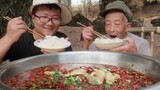 Resep "ikan mendidih"ala Sichuan yang terkenal, pedas dan menyegarkan