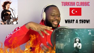 CALVIN REACTS to Şebnem Ferah - Çakıl Taşları (10 Mart 2007 İstanbul)| Türkçè Altyazilar mevcuttur🇹🇷