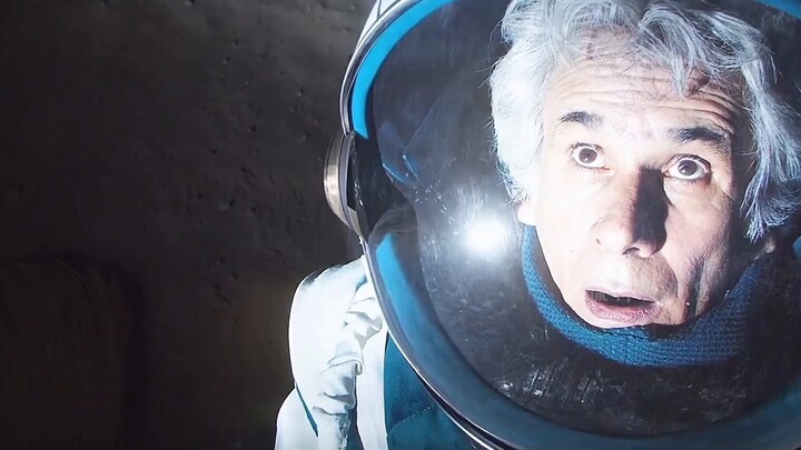 นักบินอวกาศลงจอดบนดวงจันทร์ เผชิญหน้ากับปรมาจารย์ทางจันทรคติ และขับไล่ดวงจันทร์ออกไป!