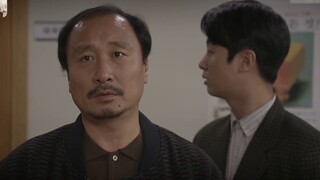 Ketika Gou Huan tertawa, apakah ada yang menyadari bahwa ekspresi Aze berbeda?