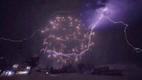 When fireworks encounter lightning, such a rare scene, who will you be the first to share it with?