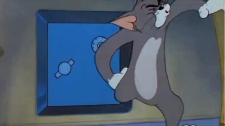 [Red Alert Funny] Sử dụng Tom và Jerry để tái hiện lại cảnh nổi tiếng mới nhất của người anh thứ ba: