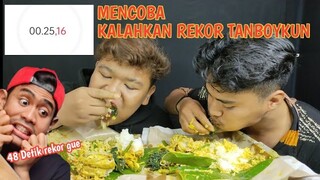 CHALLENGE MENGALAHKAN TANBOYKUN!! MAKAN NASI PADANG DIBAWAH SATU MENIT TANPA MINUM!