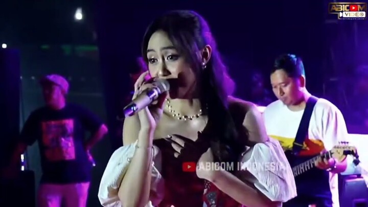 Sisca JKT48 - Kamu (Live at Saradan Artnival 2022)