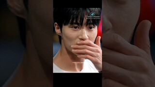 Caught in 4k lol 🤣 | lovely runner| #kdrama#lovelyrunner#byeonwooseok #funny #shorts #ytshorts