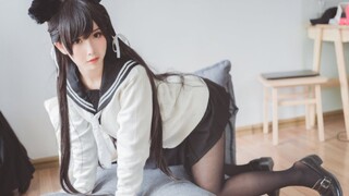 【cos合集】小姐姐cosplay碧蓝航线制服JK爱宕犬这样好卡的制服估计也就国外才有了！