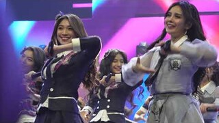 FANCAM 4K | JKT48 & MNL48 - Koisuru Fortune Cookie on TikTok For You Stage Indonesia | 221029