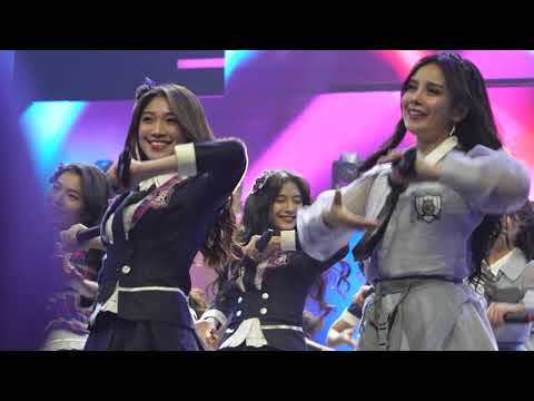 FANCAM 4K | JKT48 & MNL48 - Koisuru Fortune Cookie on TikTok For You Stage Indonesia | 221029