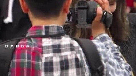 #rosé #lisa Berapa banyak pria yang memimpikan dua wanita, tapi __________