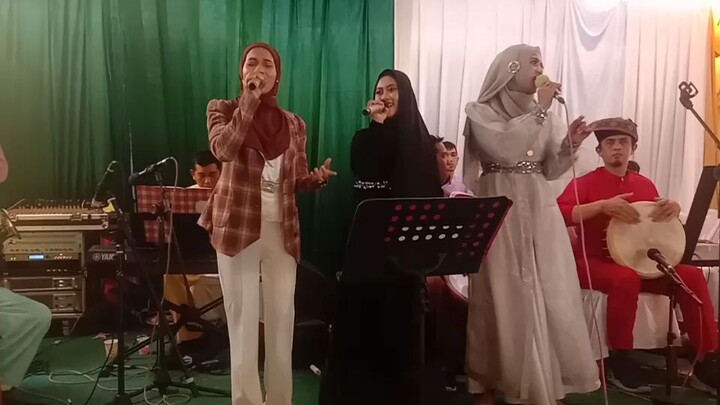 Laila canggung versi trio Syarifah reisa