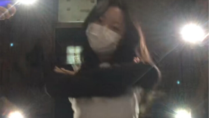 Worth It 之寝室百万灯光师 大家快来看
