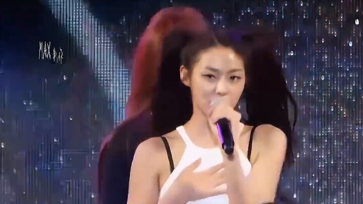 Korean girl group AOA Kim Seolhyun "Excuse me" mashup