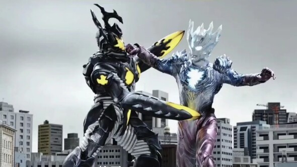 ฉากที่ถูกลบของการมาถึงของพี่น้องอุลตร้าใน "Miracle Warrior-Ultraman Saga"!