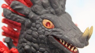 The super beast that cast a shadow on Ultraman Ace! The pioneer of the Yabo people! The first super 