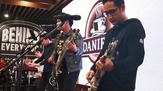 Iris (cover) -  Plethora @ Daniel's Coffee