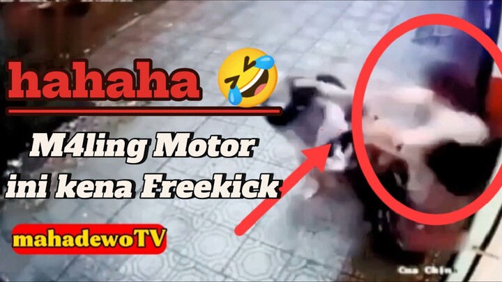 HAHAHA 😂 ‼️ M4ling Motor Akhirnya Kena Freekick | Terekam CCTV | Mahadewo TV |