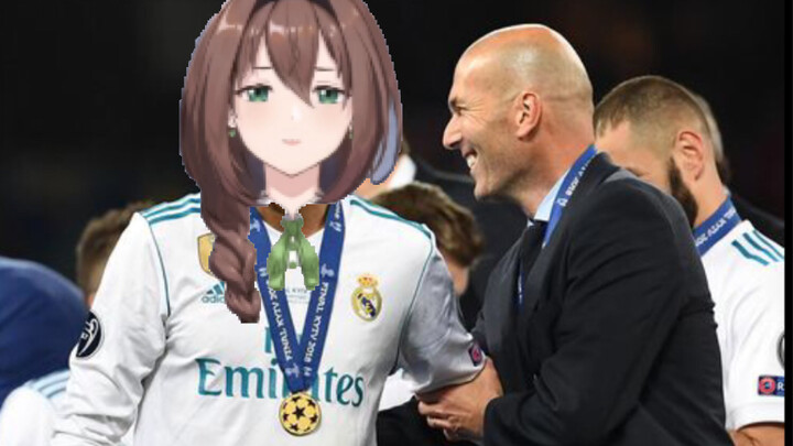 [Wen Jing] I have been a Real Madrid fan since I was a child. I am a Ronaldo fanatic and I have even