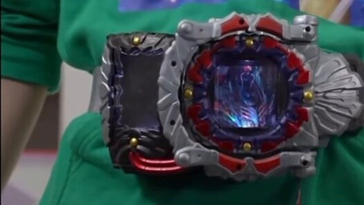 [This belt looks familiar! ] - Kamen Rider GOTCHARD Fear Belt I've seen it somewhere before
