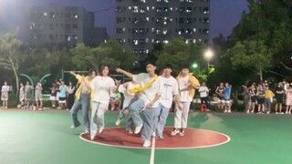 【BTS】【BTS】【butter】Finally there is a boy group dance performance at the basketball game? |Dancing so