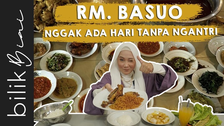 NGGAK ADA HARI TANPA NGANTRI KALO MAU MAKAN DIRUMAH MAKAN INI! | RM. BASUO - Kuliner Jambi