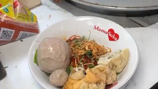 jajan bakso enak banget