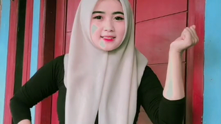 goyang hijab dulu gaes😍