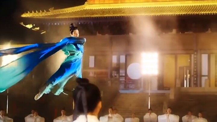 The clothes are fluttering, the Chinese style, yyds! The classical dance is amazing! #李翔#风促雨