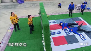 ins三百万播放量周深砸陈哲远，白鹿笑得好大声，就这个综艺片段好火啊！